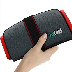 mifold Grab-n-Go Booster Car Seat in Slate Grey